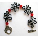 Bracelet noir et rouge craquelé