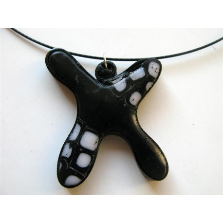 Collier "bonhomme" noir et blanc pailleté avec cable rigide