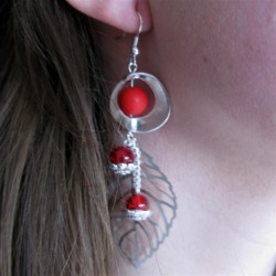 Boucles feuilles rouges