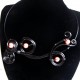 Collier noir à perles corail