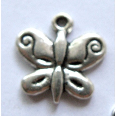 Breloque "petit papillon"