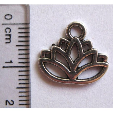 Breloque "lotus"