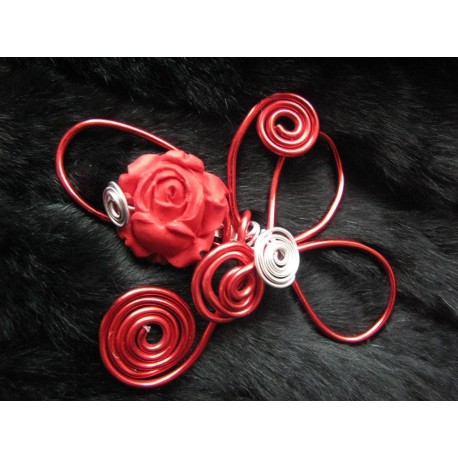 Jolie Broche Argentée En Forme De Rose - Vintage