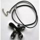 Collier "bonhomme" noir et blanc avec cordon réglable