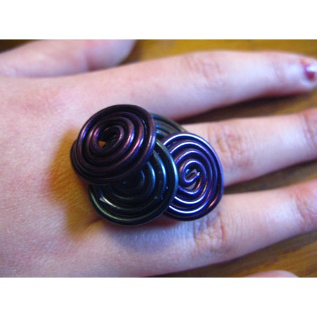 Bague spirales violettes et noires irisées