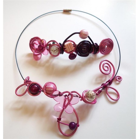 Parure collier + barrette "pour voir la vie en rose"