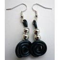 Boucles d'oreilles noires