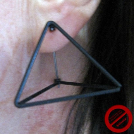 Boucles d'oreilles "pyramide" (Attention produit non artisanal)