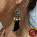 Boucles d'oreilles "plumes noires" (Attention produit non artisanal)