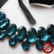 Collier perles turquoise ruban noir (Attention produit non artisanal)