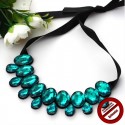 Collier perles turquoise ruban noir (Attention produit non artisanal)