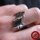 Bague double fleur en acier inoxydable (Attention produit non artisanal)