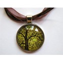 Collier avec pendentif cabochon arbre 8