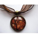Collier avec pendentif cabochon arbre 12
