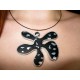 Collier avec pendentif fimo noir feuille d'argent serti alu