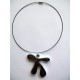 Collier "bonhomme" noir et argent moucheté