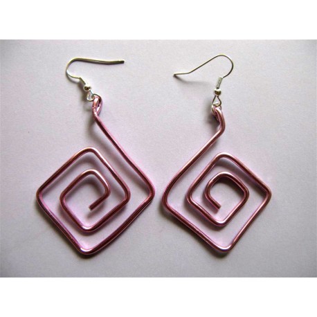 Boucles d'oreilles fil alu rose carré