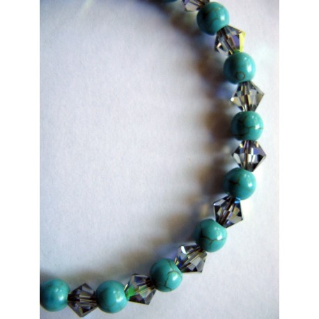 Bracelet en pierres fines (agate turquoise) et toupie swarovski