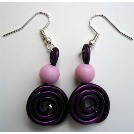 Boucles d'oreilles violet foncé et rose