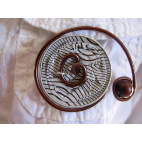 Broche (pour vêtement ou accessoiriser un sac)